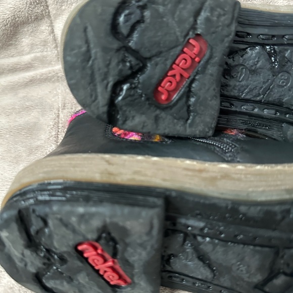 Rieker Felicitas Black Boots with Colorful Trim women’s size 8 (39) - Picture 8 of 9